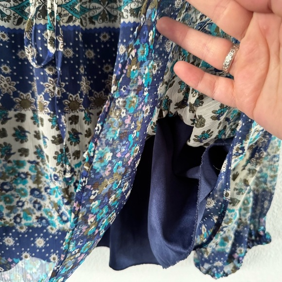 Boho Ditsy Floral Relaxed Plus 1X Patch Pattern Top Cottagecore Sheer Tie Neck - Picture 5 of 10